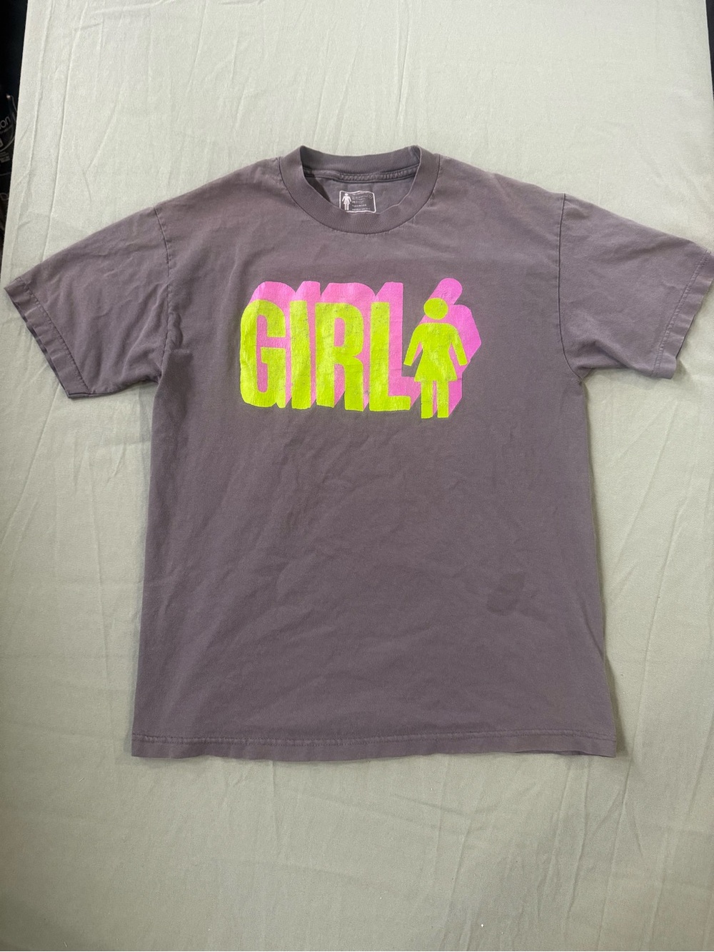 Vintage 2000's Girl Skateboard Shirt Gray L
